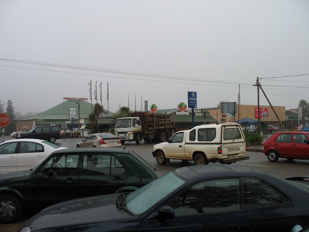 Crossroad at foggy Graskop by fotokönig