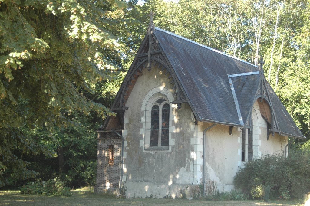 Eglise placée aux manoir de Thorigny. 2005-Août by Antoni Agramunt Bertolotti