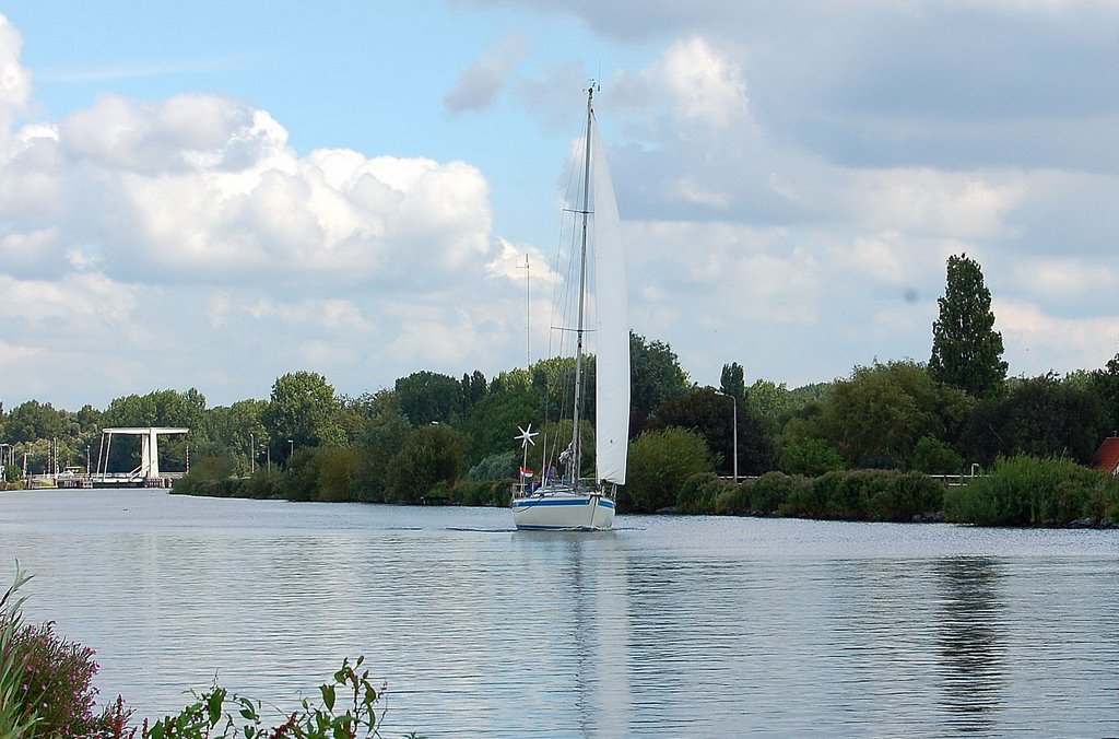 Canal sailing Holland by jouke schotel