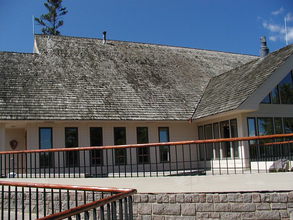 Rainy Lake Visitor Center - Voyageurs NP by Mike Bechtol