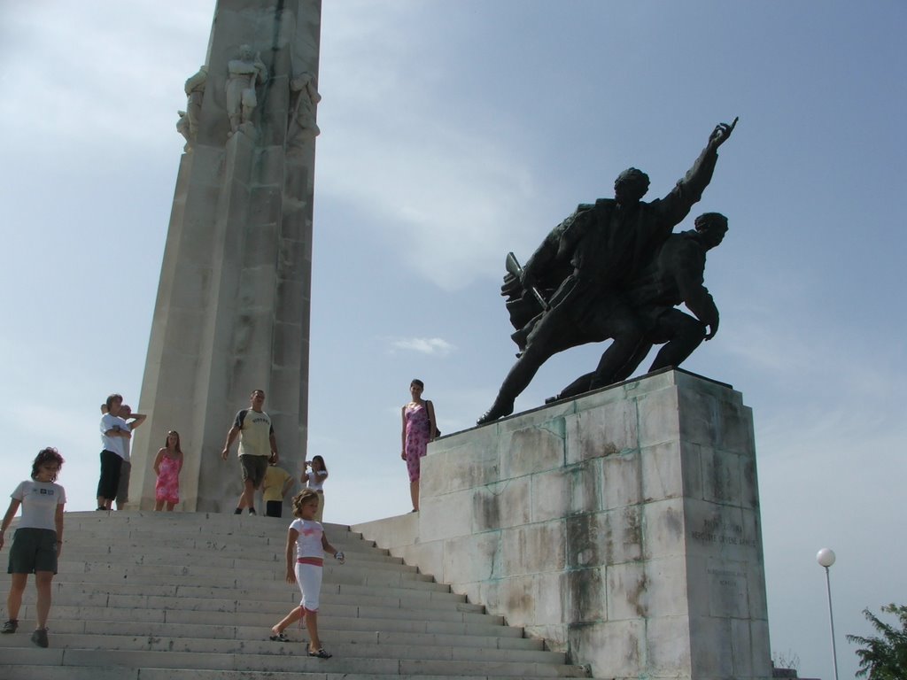 II. World War memorial, Batina by Völgyesi László