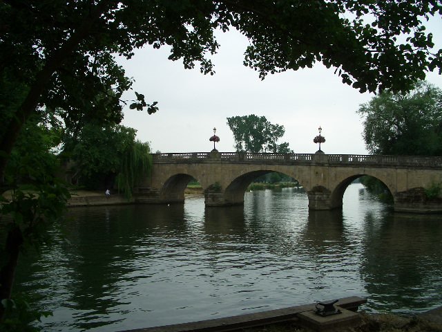 Wallingford Bridge by barryb