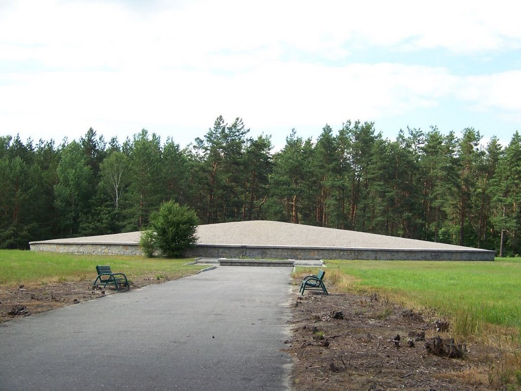 Nazi extermination camp in Sobibor. The Graveyard by Małgorzata Mariańska