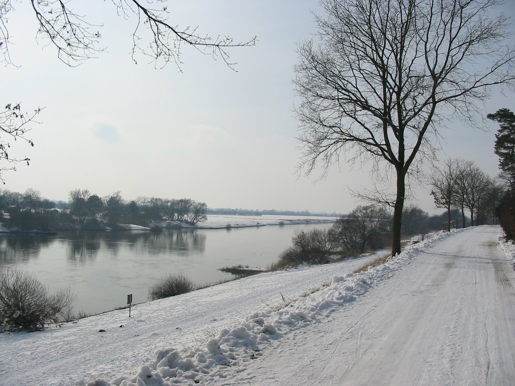 Weser vom Badener Berg im Winter by yosef79