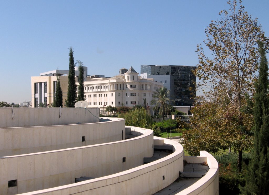 Bar-Ilan University Psychology building 2009 by emkaplin