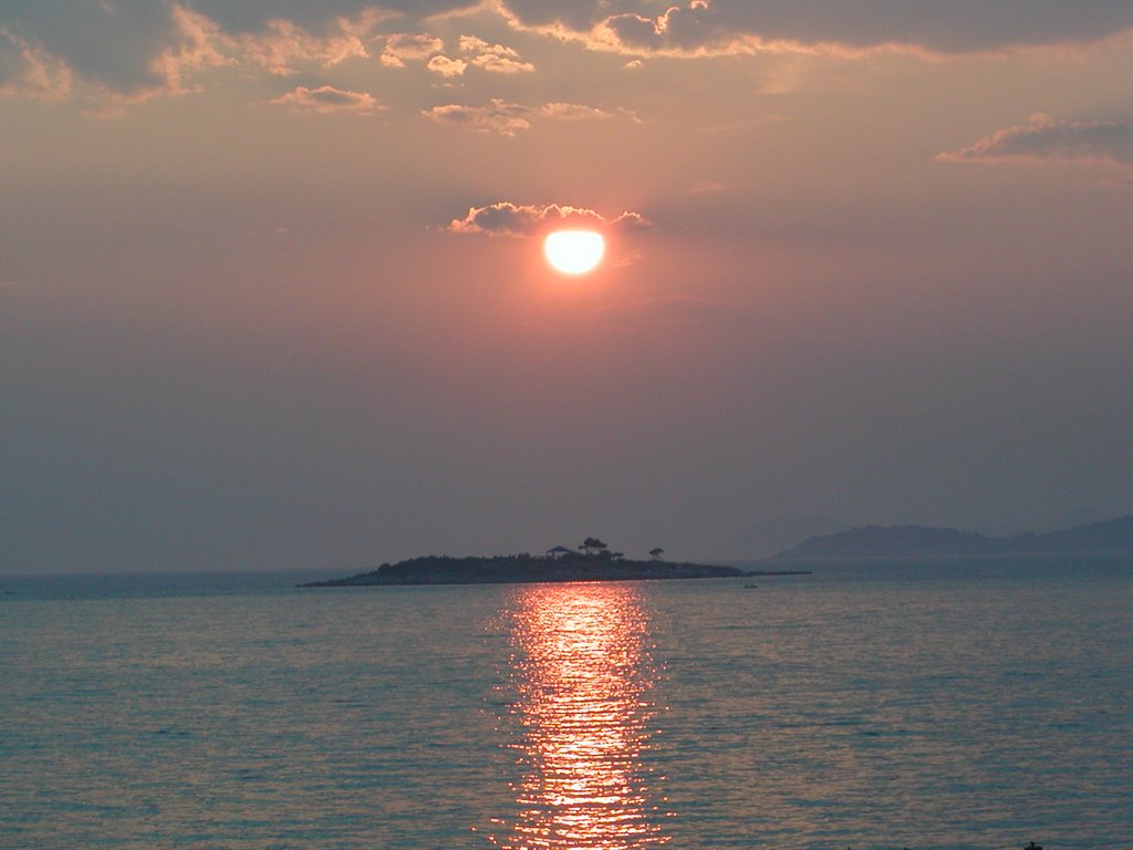 Atardecer en Cavtat by LEIRE13