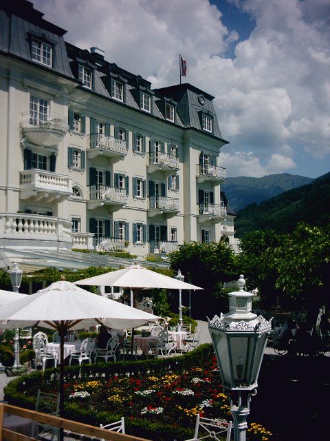 Grand Hotel Zell am See by bennokaelin