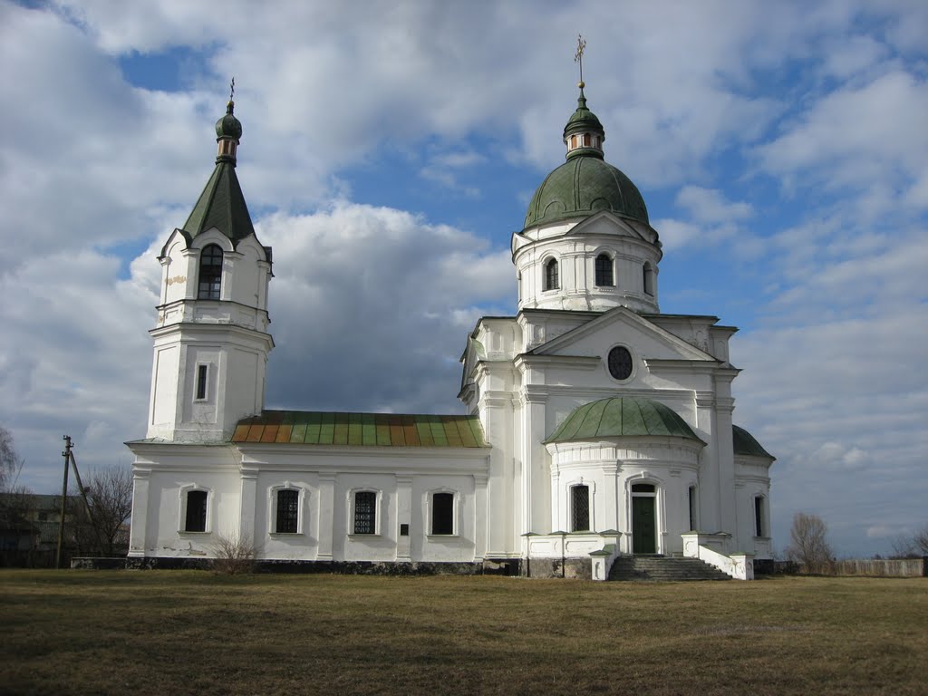 Church in Lemeshi (Chernigiv Oblast, Ukraine) / Лемеші (чернігівська обл.) - Церква Трьох Святителів – Григорія Богослова, Василія Великого та Іоанна Златоуста (1755 р.) by Ok.Lviv