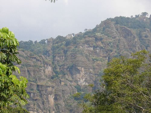 Tepozteco Pyramide - Mexico by libanio