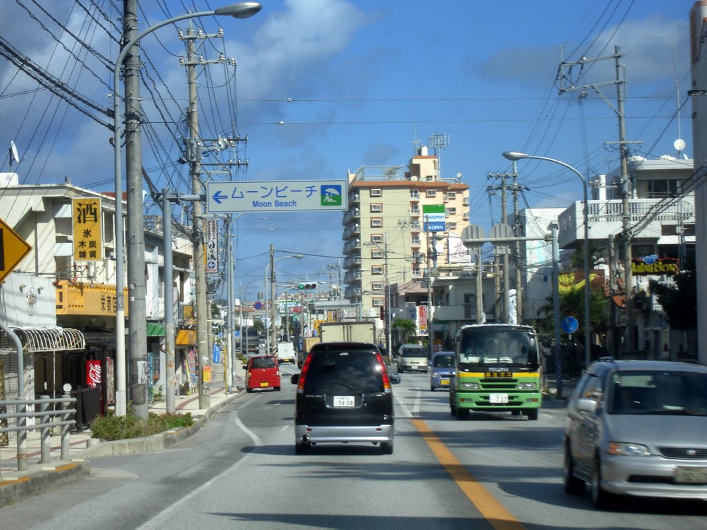 Downtown Onna Village and Moon Beach turnoff 都心の恩納村および分岐点のムーンビーチ by geogeek