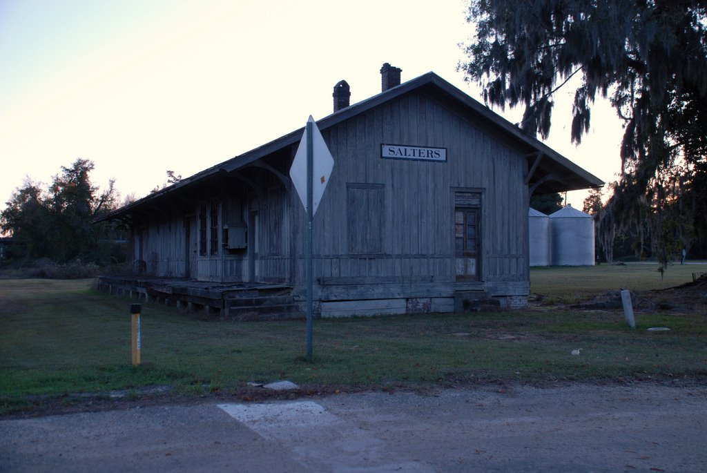 Abandoned Building (Train Station) by Chucklestheclown