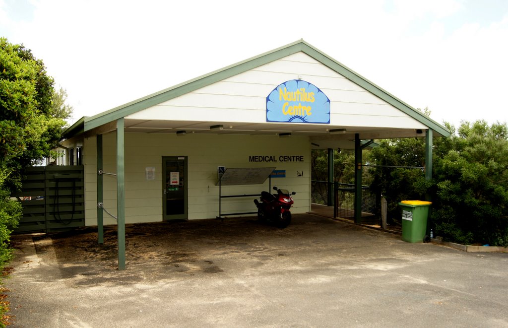 Nautilus Centre (2009). Built in 2000, this is equipped with a first aid room, art room, large screen colour TV, VCR/DVD, various sound systems, public phone, BBQs, laundry and small canteen by Muzza from McCrae