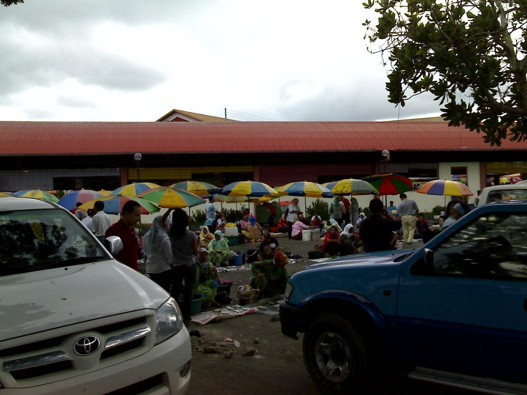 Sunday Market (6.179592, 116.232966) by Kelvin A S (askelvin…