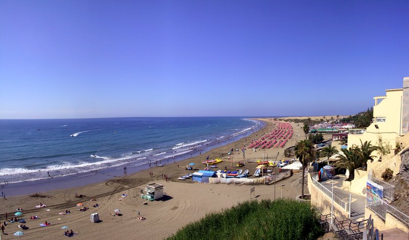 Beach of Playa del Inglés by Frans Harren