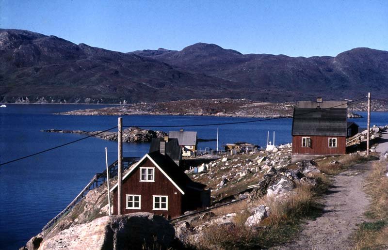 Kapisillit - Greenland - 1976 by Ole Holbech