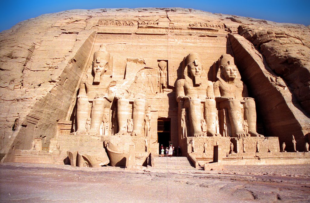 Great Tempel of Abu Simbel by Steve Boehm