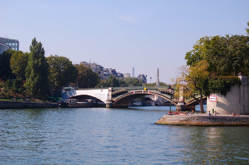 Paris by Les Argonautes