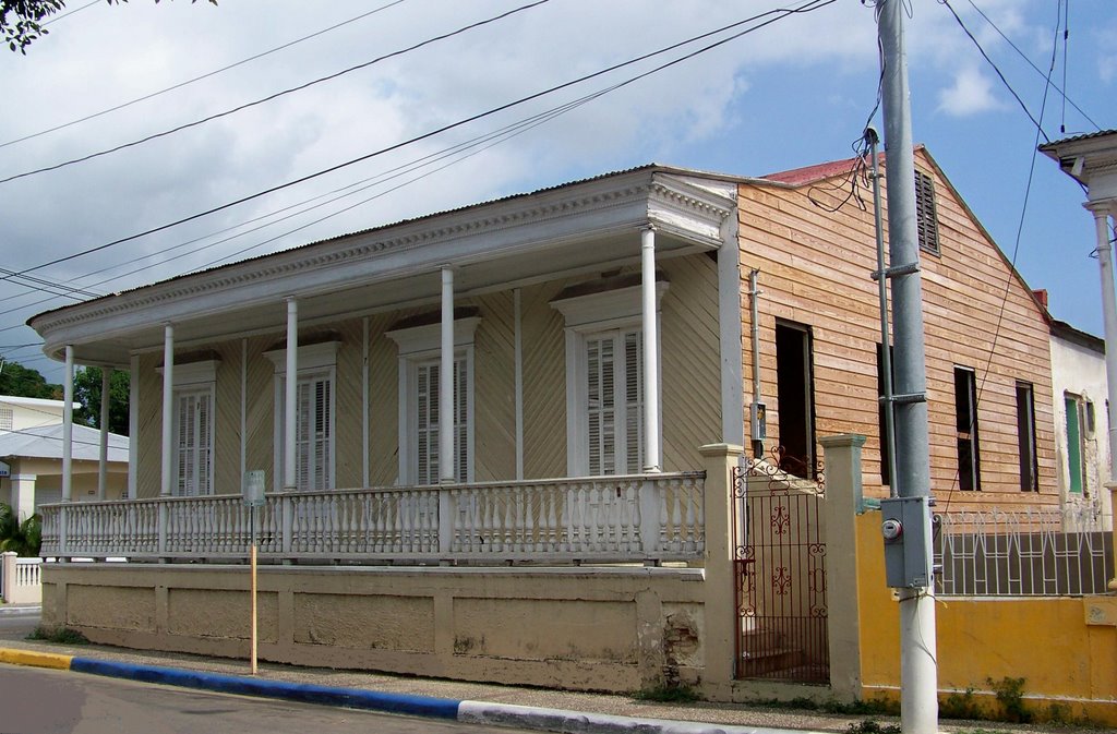 Vieja Casa, Salinas, PR by kino_pur