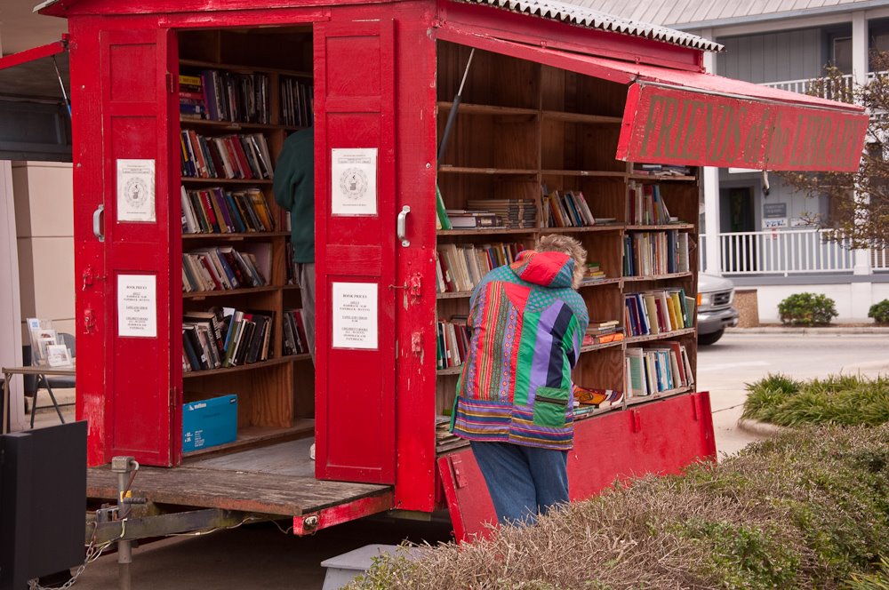 Beaufort book wagon by Larry Lamb