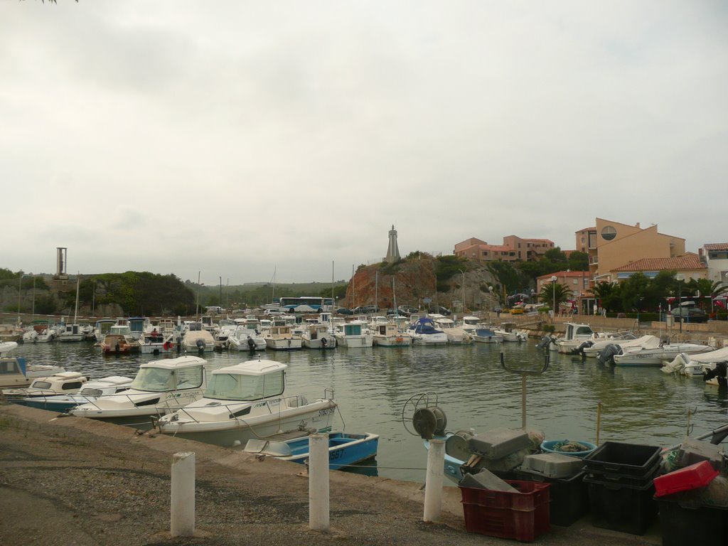 St. Pierre la Mer France by Muzak