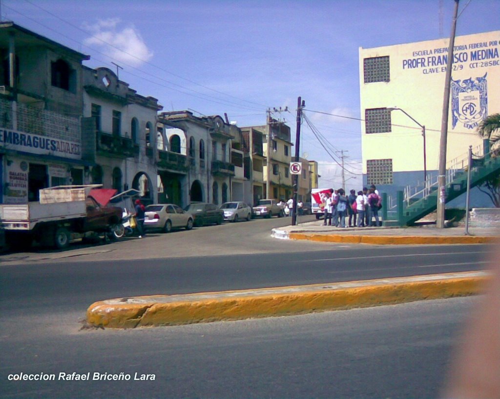 Obregon y Ave.Hidalgo by Rafael Briceño Lara