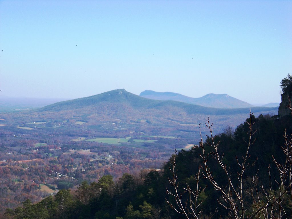 Sauratown Mountain from Pilot Mountain (North Carolina) by Idawriter