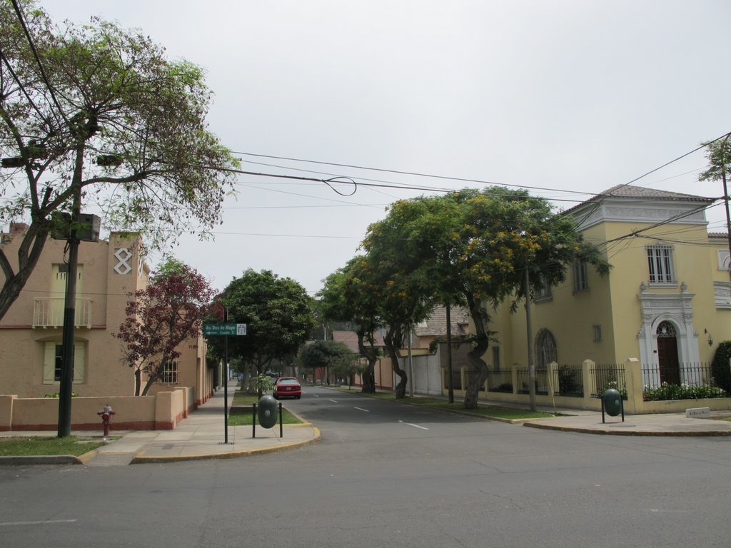 San Isidro, una tarde by Marco Gamarra Galindo