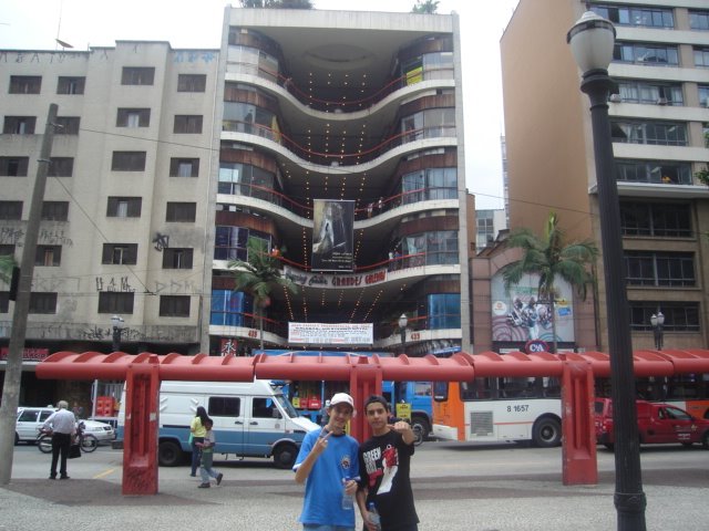 FRENTE GALERIA DO ROCK by Milton fermino vieir…