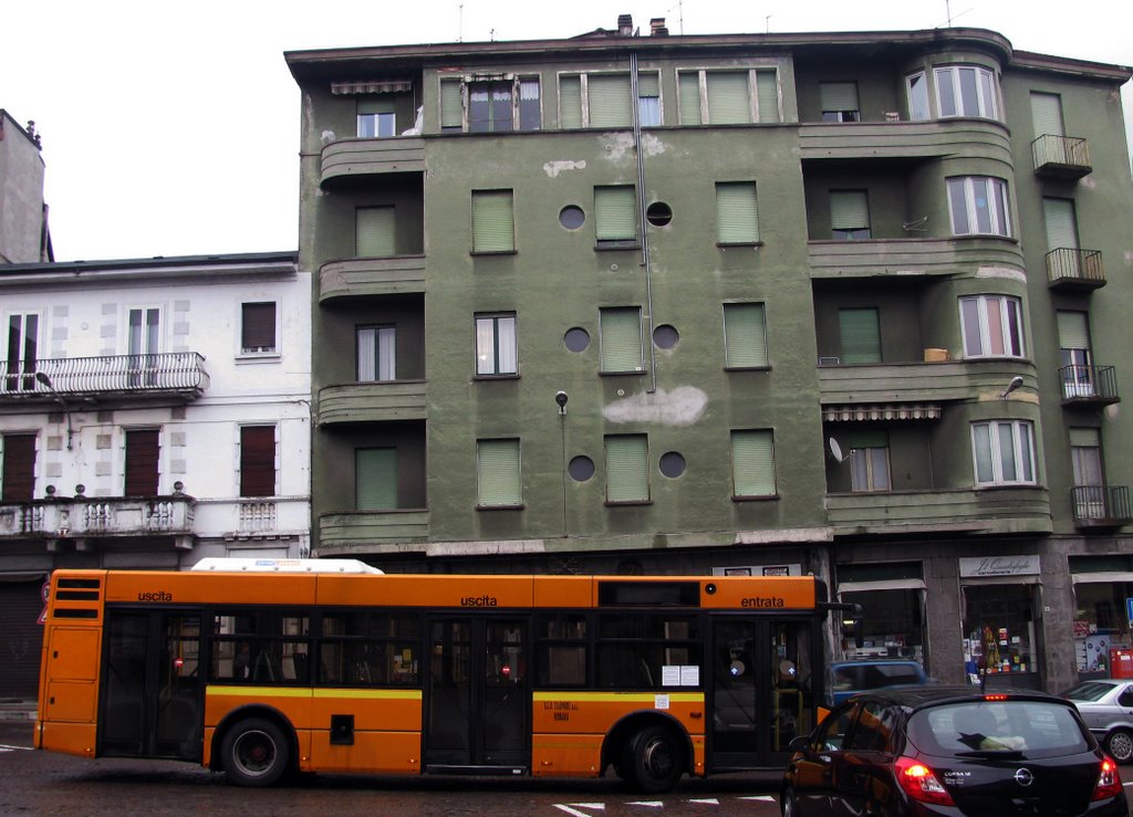 Bus Stop Greens (4-12-2009) by Marco Carnelli