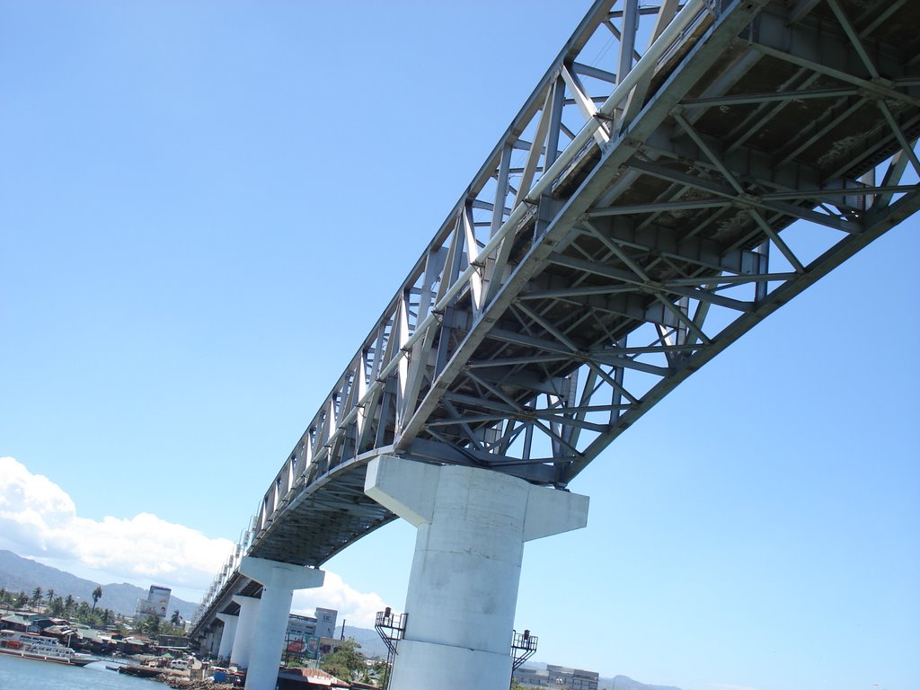 Mactan_bridge_1 by armil