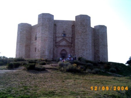 Castel del Monte by Argentalico