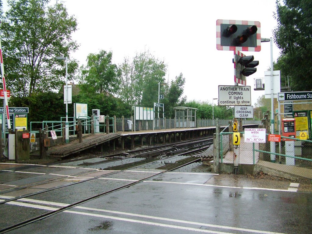 Fishbourne railway station by Alan WD