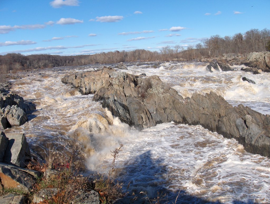 Potomac Falls, Virginia, USA by © cvandermeijden