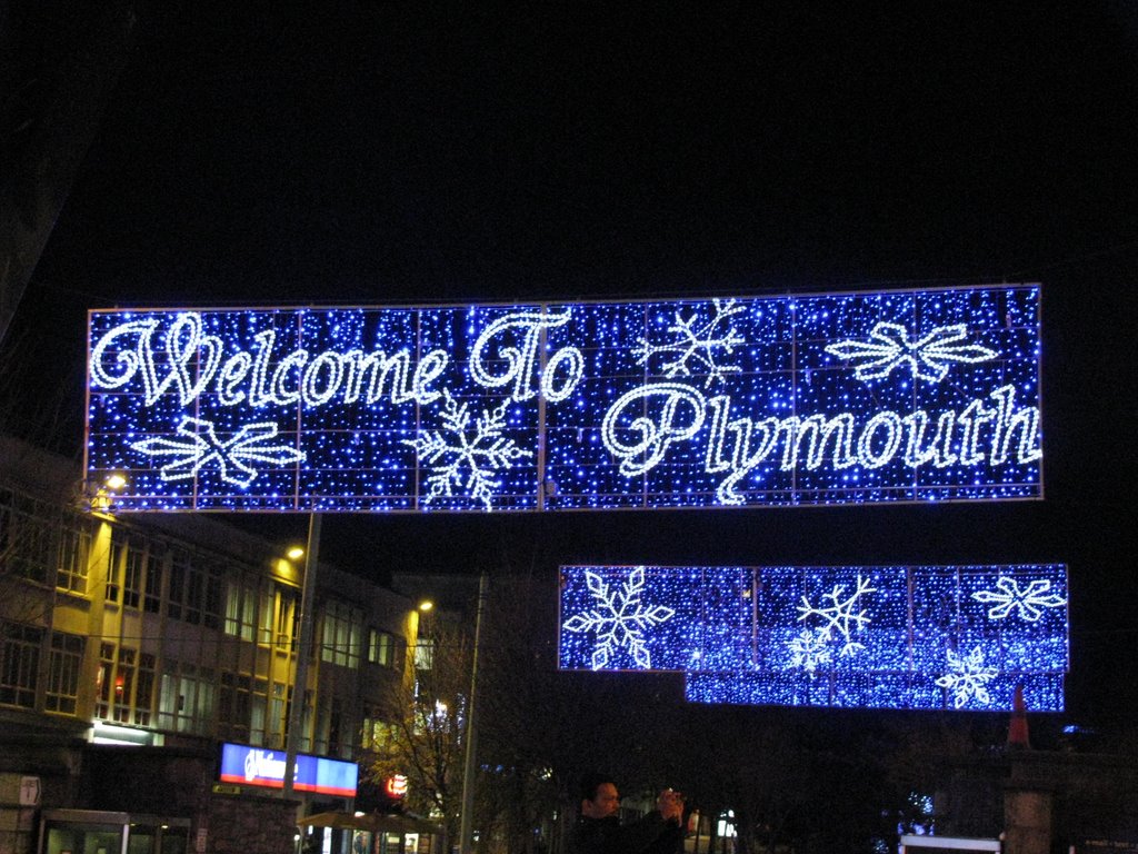 Christmas Welcome by PlymGoPhotos