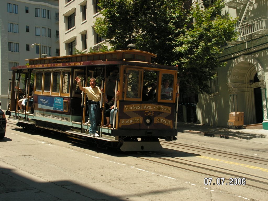 San Francisco, California by Zoltán Büki