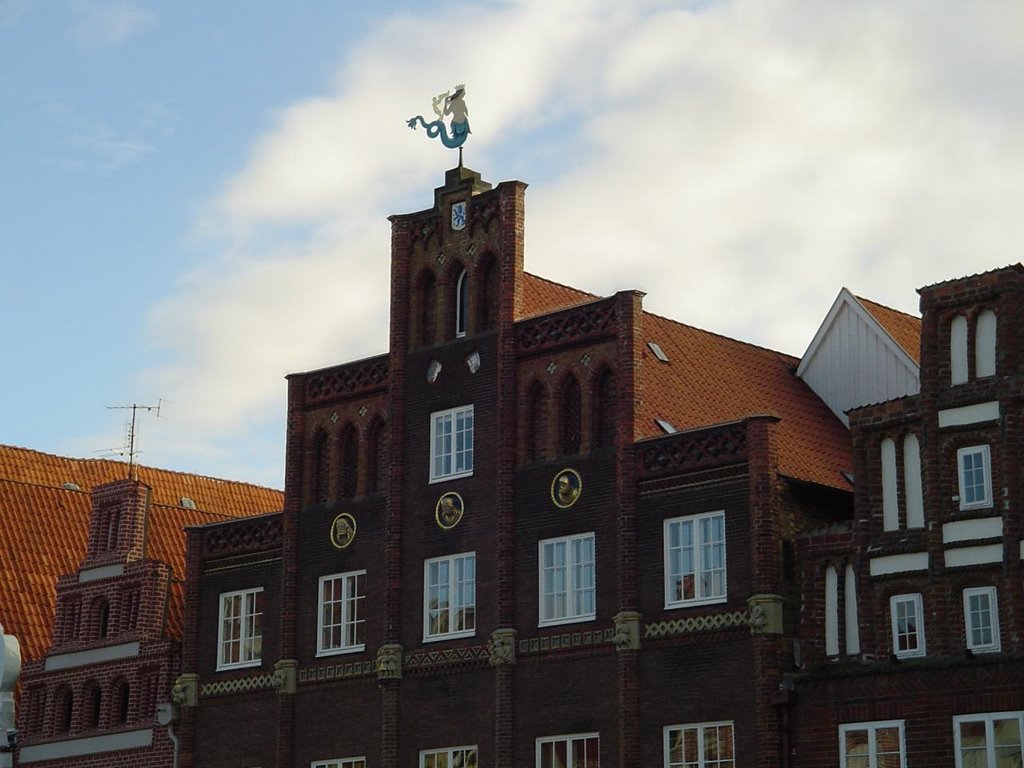 Am Sande, Top Facade Mermaid by Jan Hoppe