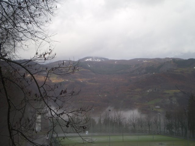 La nebbia nella valle, Dic.09 by Livio Casarini