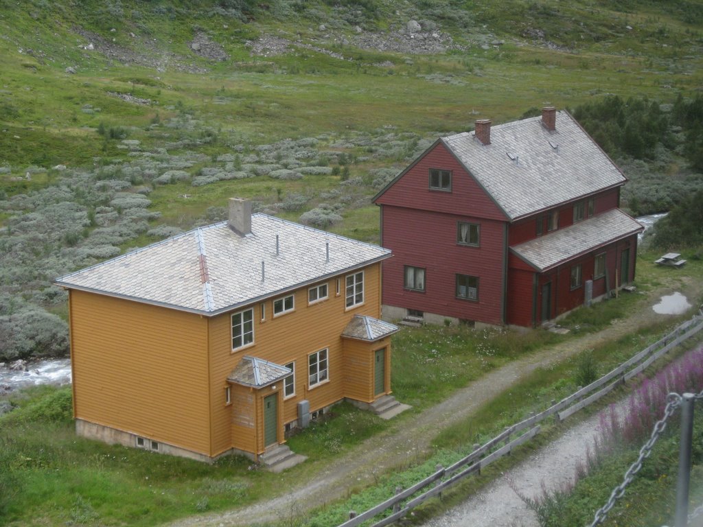 Casas en Myrdal by Mayid Hassan