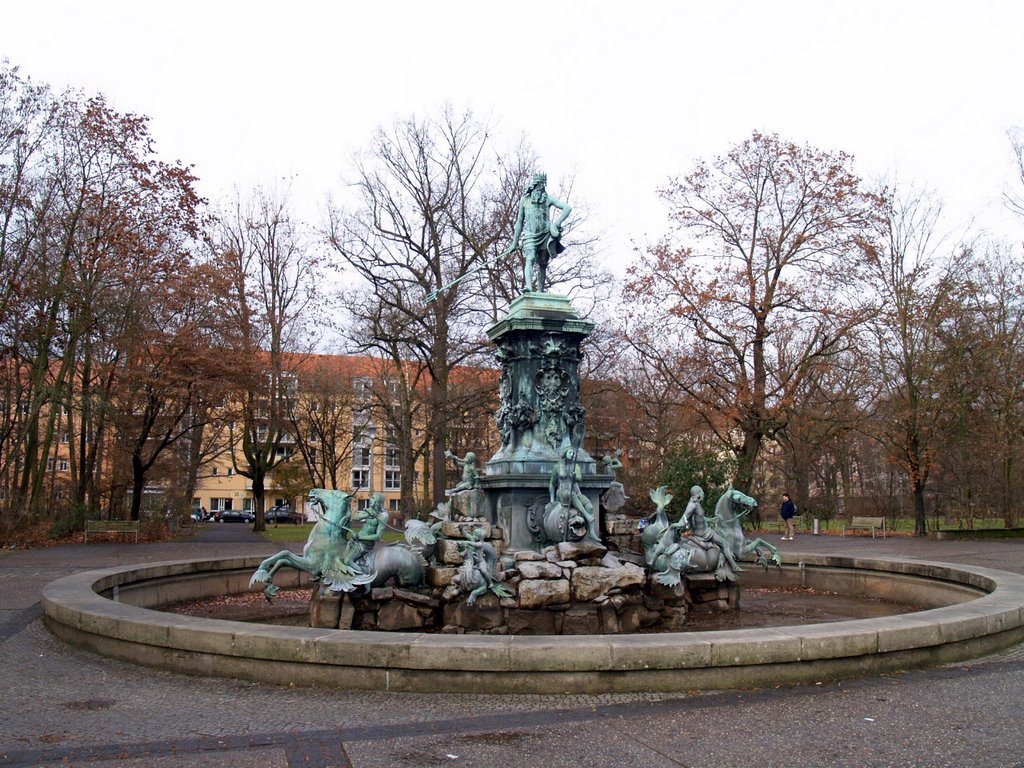 Der Neptunbrunnen, Stadtpark. Nürnberg by Gorka Aranzabal