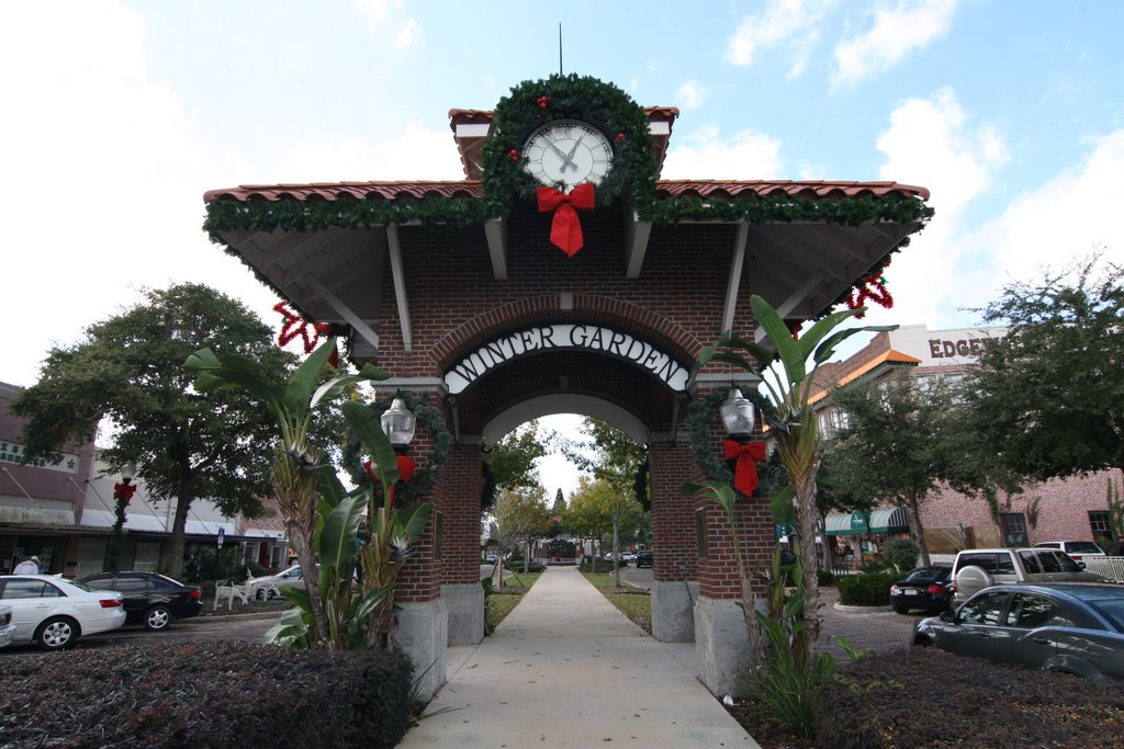 Clock Tower - Winter Garden - Florida by Cleber C Ferreira