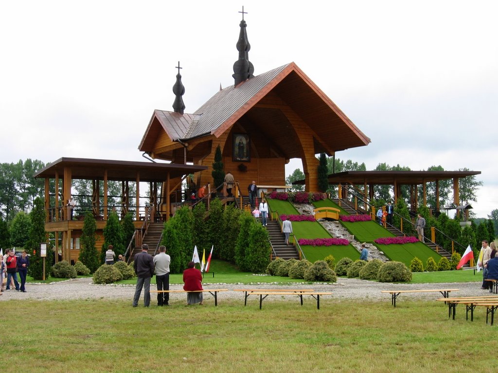 Stary Sącz, ołtarz papieski by PiotreKu