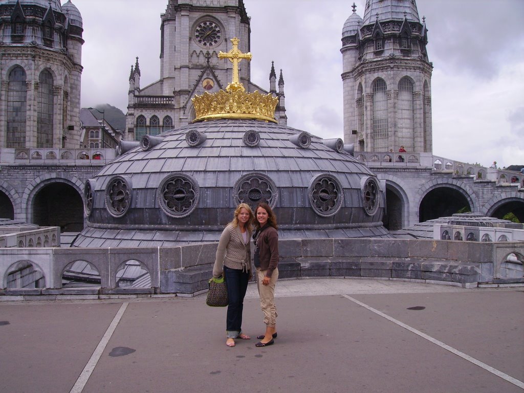 Janneke en Willemijn uit Amsterdam in Lourdes by willemijnvanderkolk