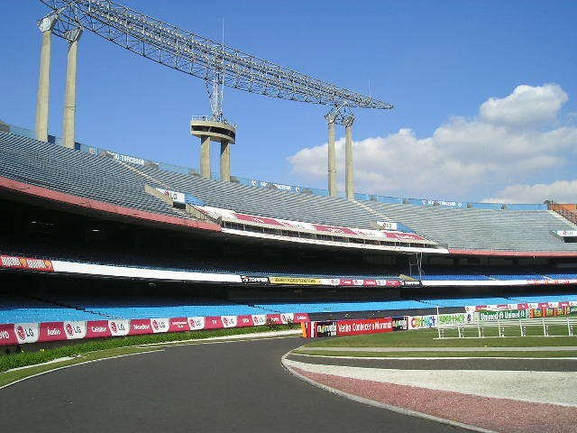 Morumbi Stadiu - Inside view by Renann Fortes