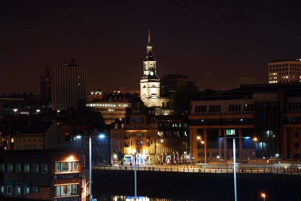 Newcastle Quayside by skyhigh102