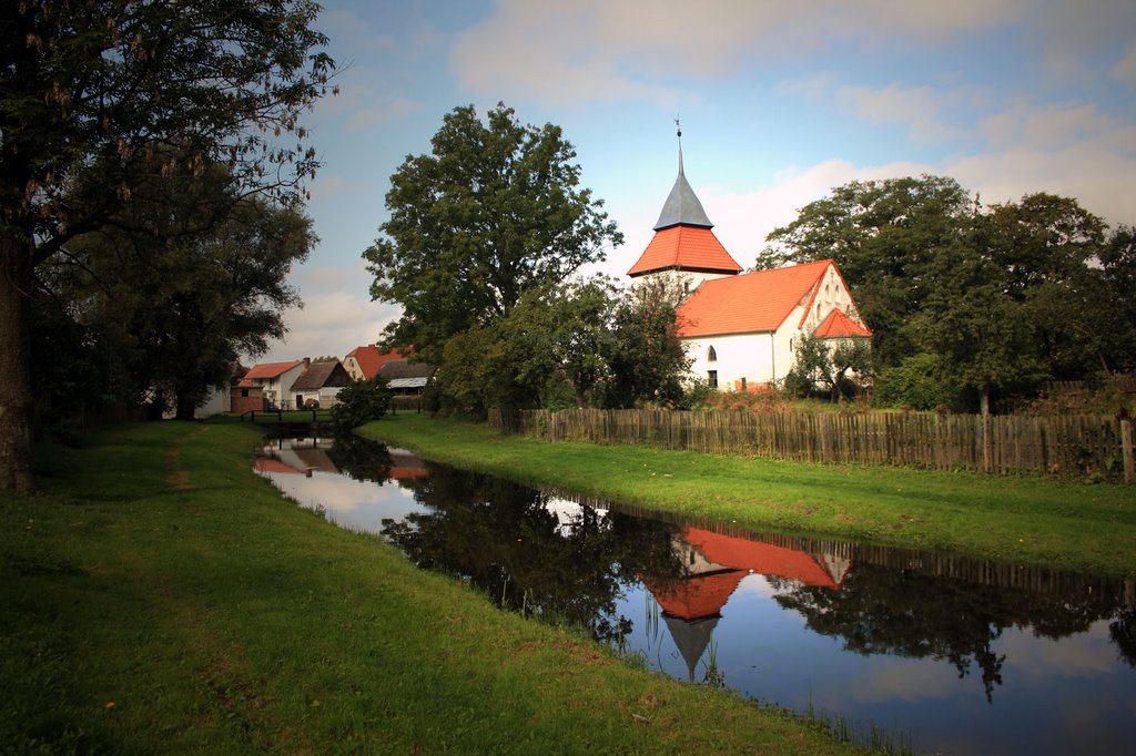 Schwolow, Kirche 2009 by Mobendorf