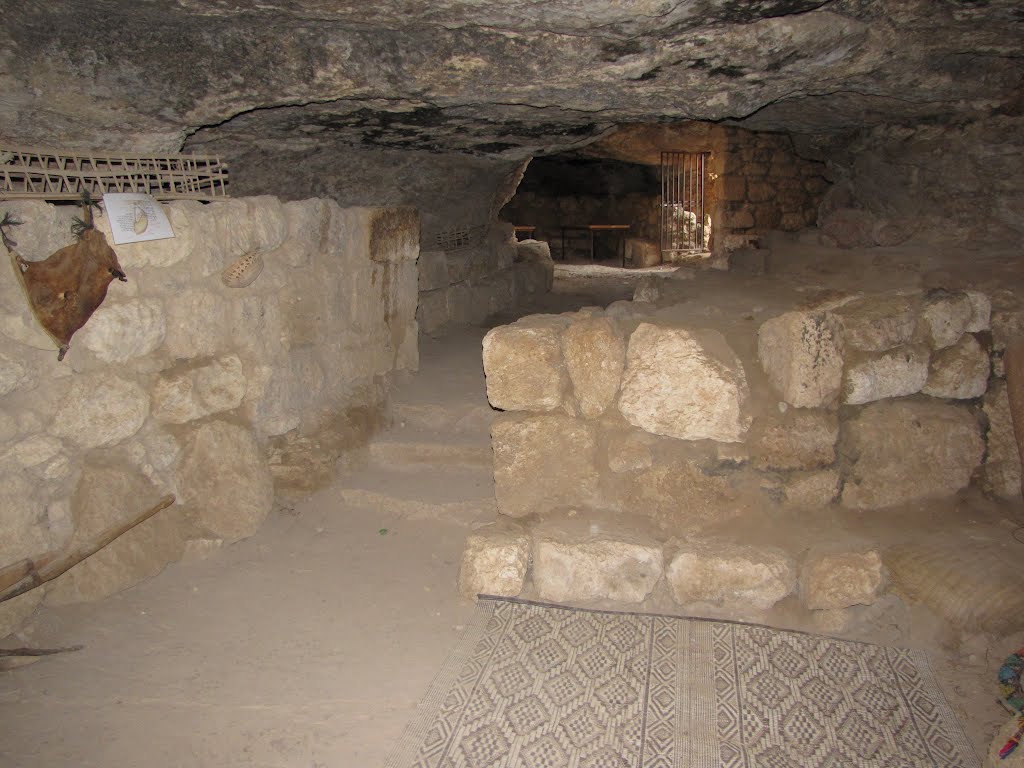 Ancient Susya, ISRAEL by Kobi Zilberstein