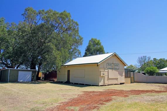 Acorn Theatre - The Smallest Theatre In The World by EOS20