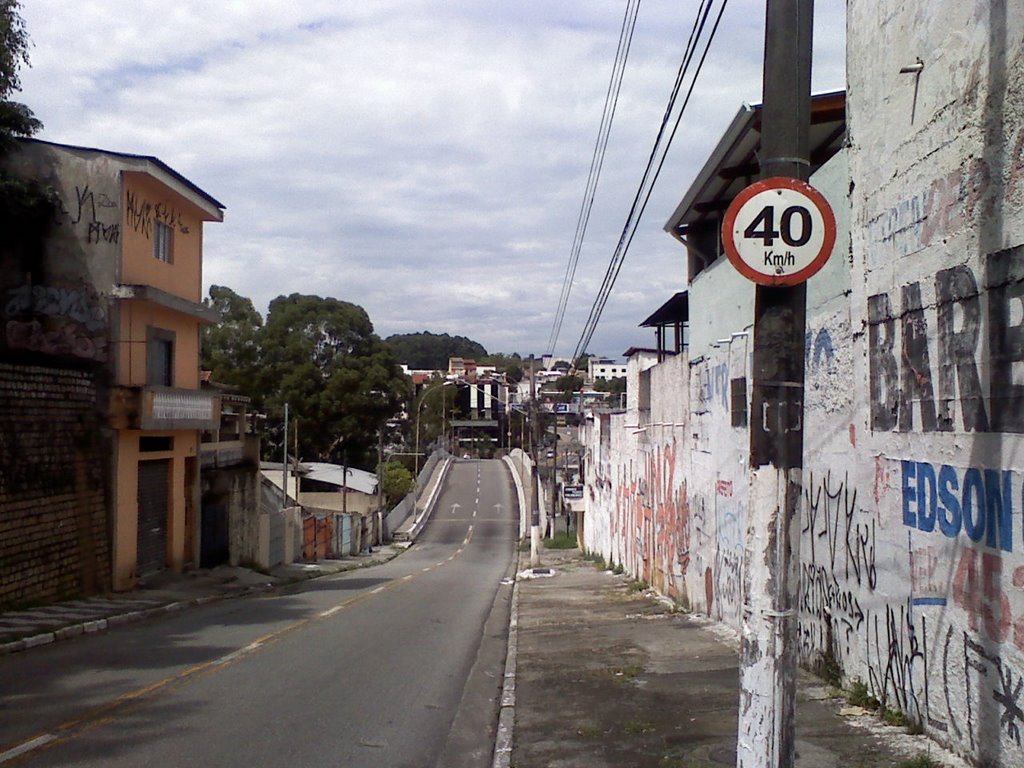 Indo para a ponte da ACM Osasco by Carlos Antonio de Souza do Amarante