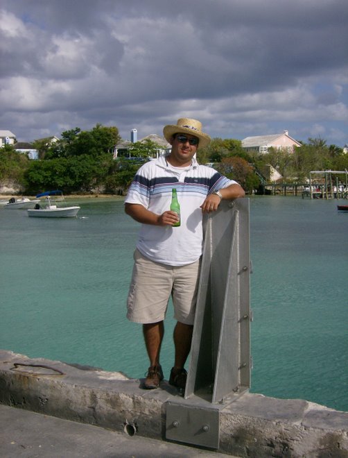 Cuda @ Harbour Island Dock by barracudajr