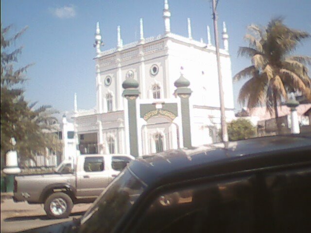 Mesquita da central de Quilimane by jfpanna